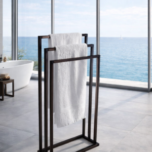 Porta toallas o toallero de piso para baño