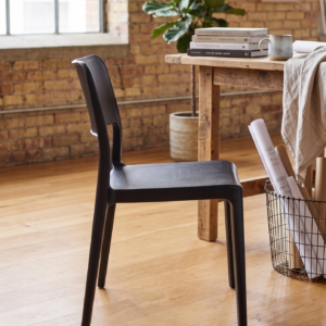 Silla de comedor minimalista- negro